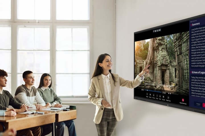 LG khẳng định vị thế dẫn đầu EdTech với dải sản phẩm màn hình tương tác thông minh LG CreateBoard