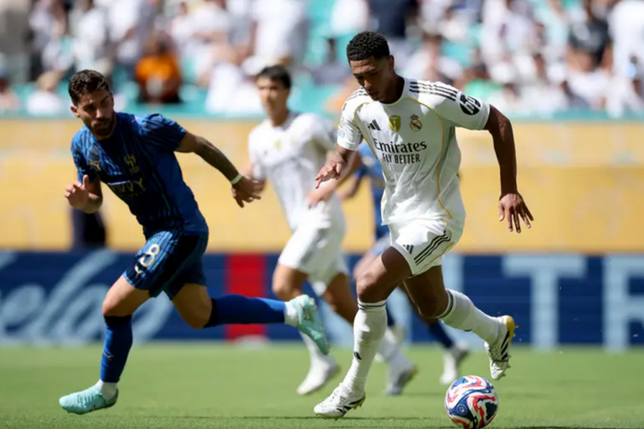 Vắng mặt Mbappe, Real Madrid hòa thất vọng trong ngày ra mắt của HLV Xabi Alonso
