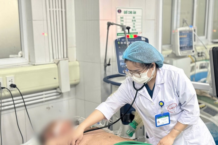 ​​​​​​Người đàn ông viêm tụy cấp vì uống 500ml rượu mỗi ngày