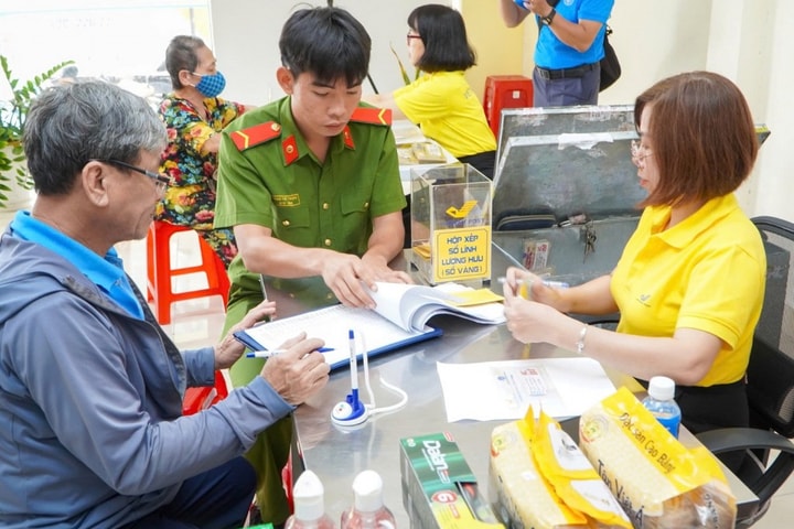 “Cầu nối” đưa chính sách BHXH đến gần hơn với người dân, doanh nghiệp