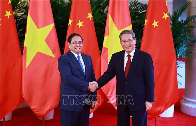 Thủ tướng Chính phủ Phạm Minh Chính hội đàm với Thủ tướng Quốc vụ viện Trung Quốc Lý Cường
