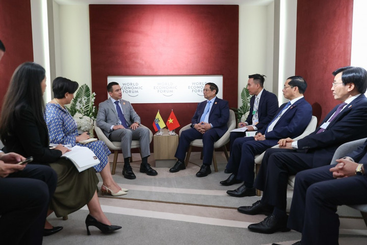 Tổng thống Ecuador: Rất ngưỡng mộ năng lực sản xuất nông nghiệp và giáo dục STEM của Việt Nam