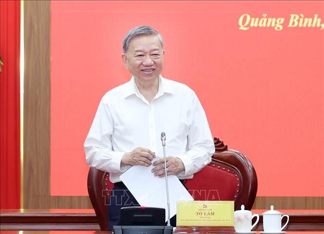 Tổng Bí thư Tô Lâm: Đòn bẩy chiến lược đưa Quảng Trị vươn lên trở thành cực tăng trưởng mới vùng Bắc Trung Bộ