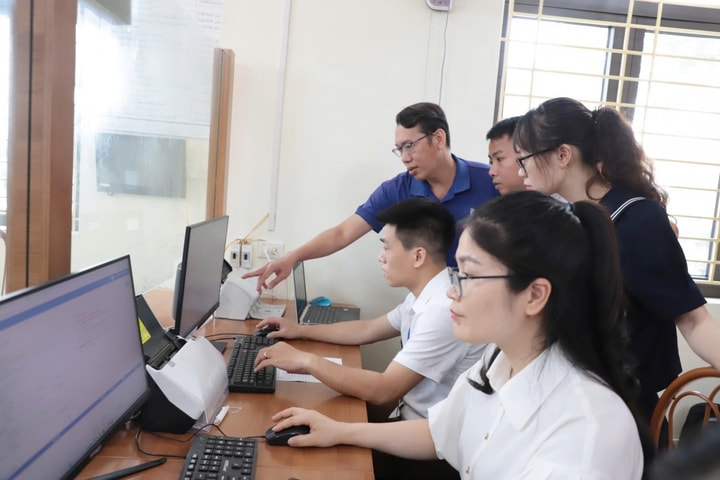 Vận hành thử nghiệm chính quyền địa phương 2 cấp: Khẩn trương, nghiêm túc, hướng tới phục vụ Nhân dân