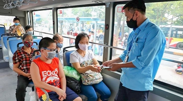 [Podcast] Hà Nội áp dụng vé liên thông xe buýt - Metro