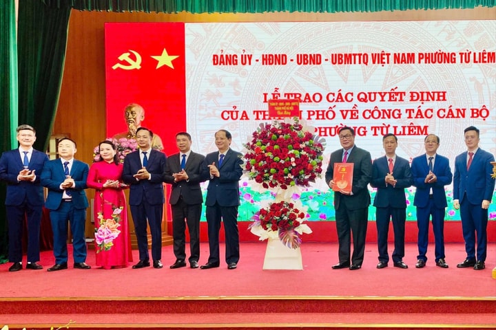 Đồng chí Nguyễn Quang Hiếu là Bí thư Đảng ủy phường Từ Liêm