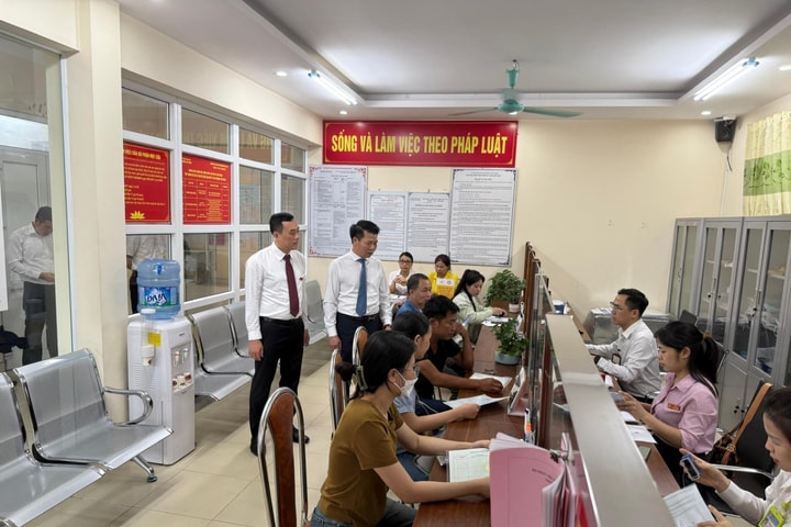 Ngày đầu vận hành bộ máy chính quyền mới: Khẩn trương, trách nhiệm, vì người dân phục vụ