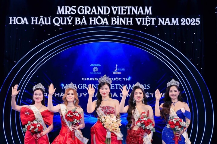 Phó Bí thư chi đoàn Nguyễn Thị Thưa đăng quang Mrs Grand Vietnam 2025