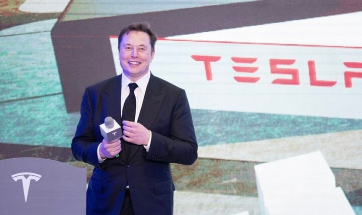 Tỷ phú Elon Musk đối mặt nguy cơ bị trục xuất khỏi Mỹ