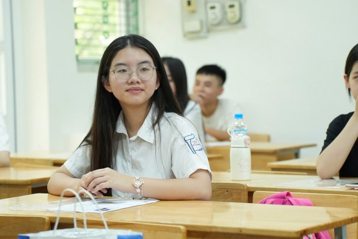 Điểm chuẩn vào lớp 10 của 4 trường chuyên Hà Nội