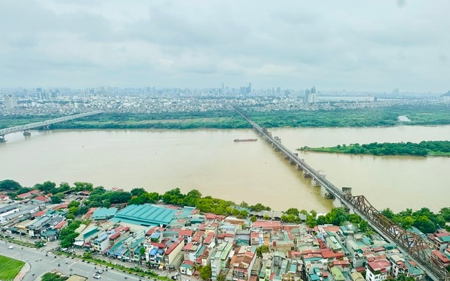 Tạo điều kiện thuận lợi để thành phố Hà Nội triển khai phát triển trục sông Hồng