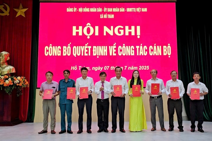 Nhiều tín hiệu vui và niềm tin gửi gắm đến mô hình chính quyền địa phương hai cấp