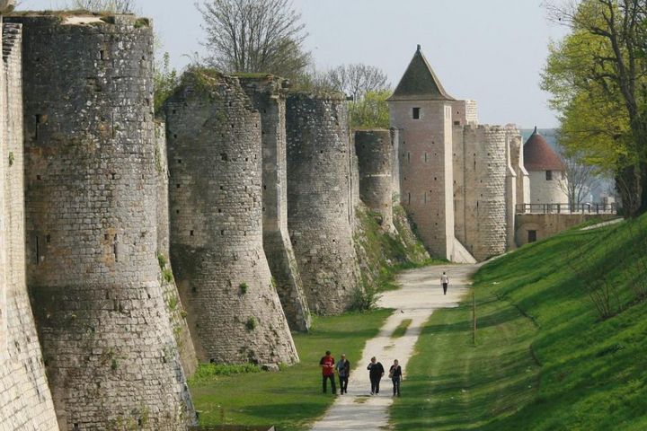 Đô thị cổ Provins, viên ngọc của nước Pháp