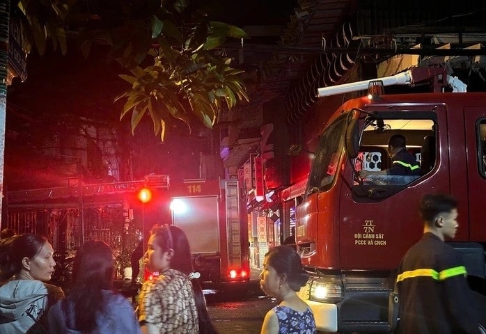 Bộ trưởng Bộ GD-ĐT chia buồn cùng gia đình học sinh tử nạn do cháy