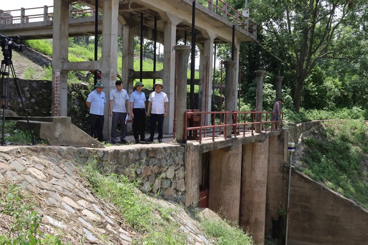 Bảo đảm an toàn công trình chống lũ