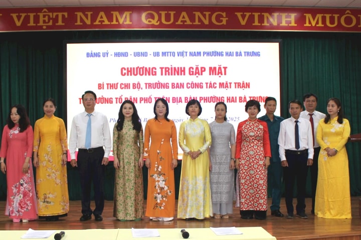 Phường Hai Bà Trưng gặp mặt bí thư chi bộ, tổ trưởng dân phố, trưởng ban công tác Mặt trận