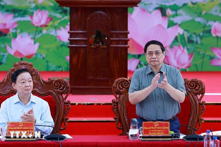Thủ tướng làm việc với lãnh đạo các bộ, ngành, các tỉnh, thành phố Đồng bằng sông Cửu Long
