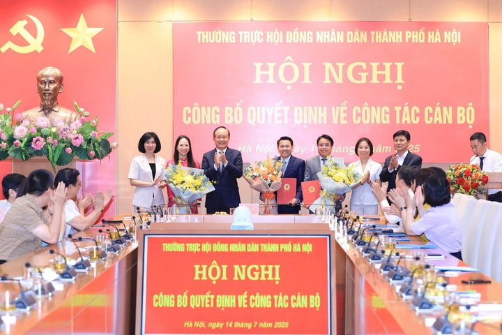 Đồng chí Đỗ Văn Trường giữ chức vụ Chánh Văn phòng Đoàn ĐBQH và HĐND thành phố Hà Nội