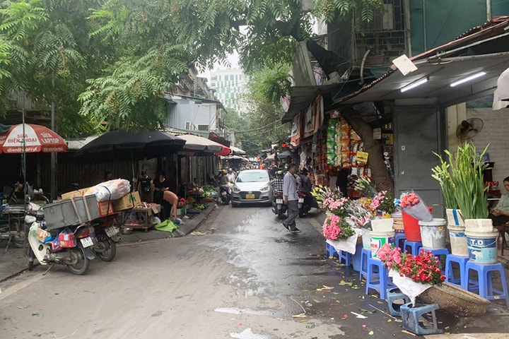 Vi phạm trật tự đô thị tại phường Thanh Xuân: Cần sự vào cuộc quyết liệt