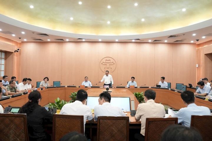 Chủ tịch UBND thành phố Hà Nội Trần Sỹ Thanh: Huy động tổng lực làm sạch đẹp Thủ đô chào mừng 80 năm Cách mạng Tháng Tám và Quốc khánh 2-9