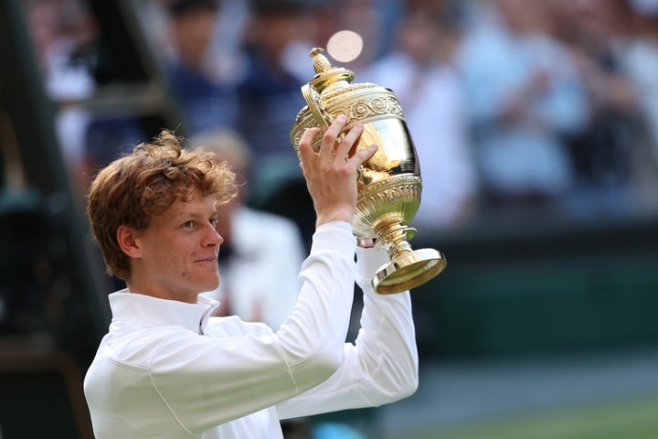 Sinner 'báo thù' Alcaraz để giành chức vô địch Wimbledon đầu tiên