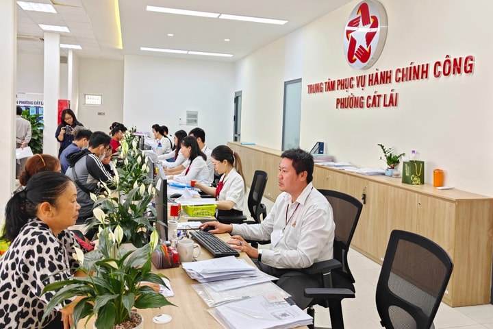 Người dân TP Hồ Chí Minh: "Dịch vụ công của Việt Nam tiến bộ hơn một số nước”