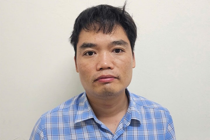 Xe ô tô “điên” tông liên hoàn ở phường Dương Nội Khởi tố, bắt tạm giam tài xế uống rượu, gây tai nạn nghiêm trọng