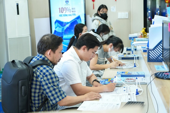 Trường Đại học Nguyễn Tất Thành công bố điểm sàn xét tuyển đại học năm 2025