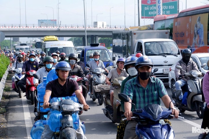 TP Hồ Chí Minh: Cần chính sách hỗ trợ khi chuyển đổi dùng xe máy điện