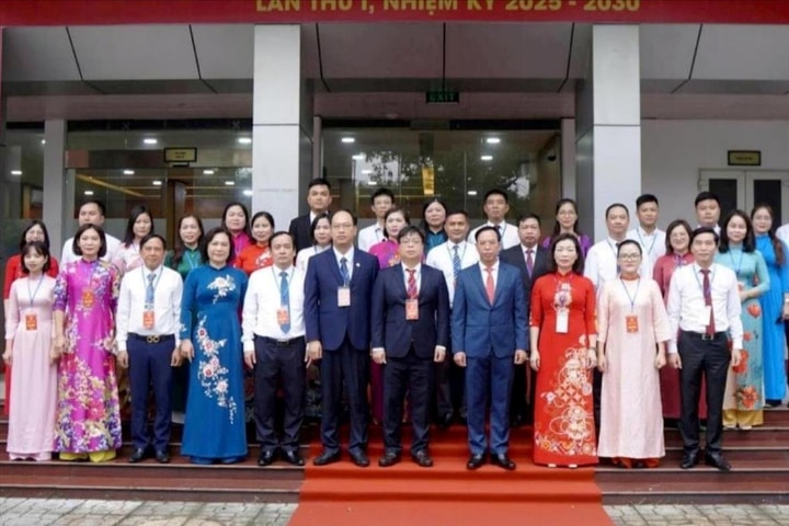 Đảng bộ các cơ quan Đảng phường Long Biên thông qua 8 chỉ tiêu trong nhiệm kỳ mới