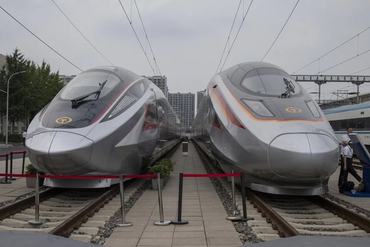 Trung Quốc ra mắt công nghệ tàu cao tốc mới với tốc độ khai thác thương mại 400 km/h