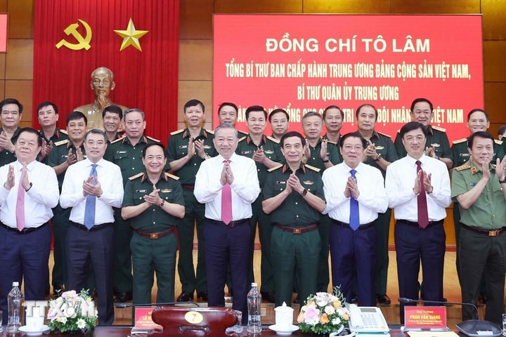 Tổng Bí thư Tô Lâm: Xây dựng Quân đội vững mạnh về chính trị, gắn bó máu thịt với nhân dân