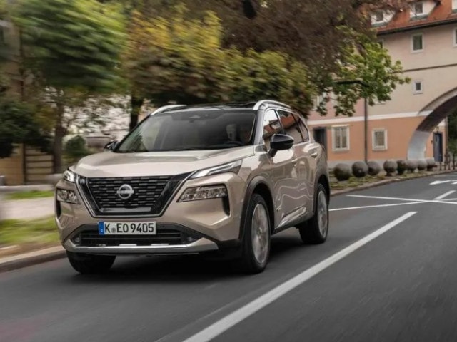 Nissan X-Trail e-POWER e-4ORCE 2026 ra mắt GIIAS 2025