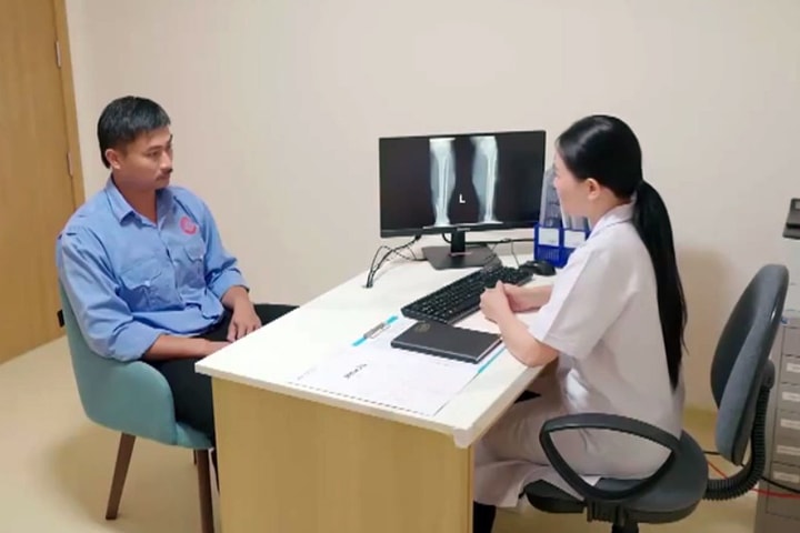 "Dịu dàng màu nắng" tập 37: Tai họa bất ngờ ập đến trước thềm đoàn tụ, Lan Anh nhập viện cấp cứu