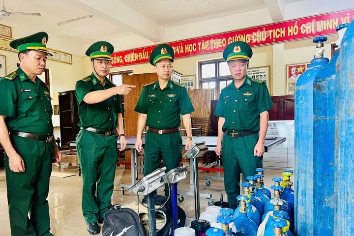 Đà Nẵng: Bắt hai đối tượng vận chuyển lượng lớn khí cười