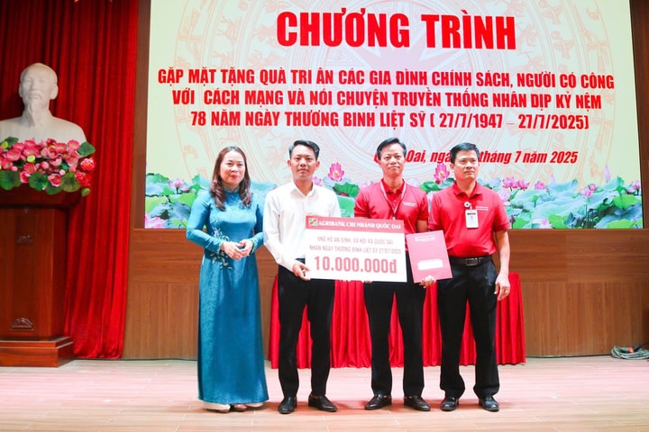 Xã Quốc Oai tri ân người có công, lan tỏa nghĩa tình, uống nước nhớ nguồn