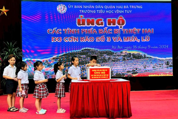 Ngành Giáo dục Hà Nội ủng hộ trường tỉnh Nghệ An bị ảnh hưởng lũ, lụt
