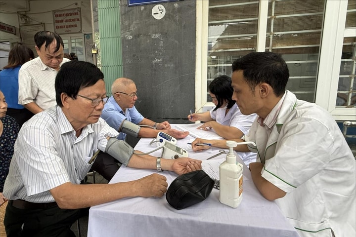 Phường Kiến Hưng gặp mặt tri ân gia đình chính sách, người có công