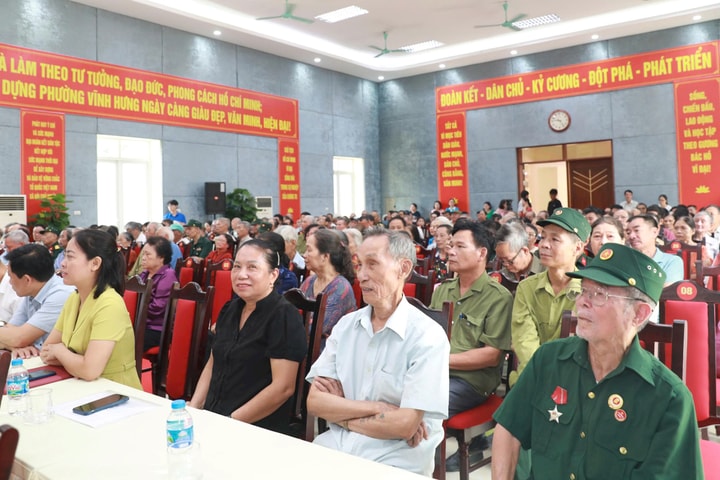 Phường Vĩnh Hưng gặp mặt, tri ân 750 người có công, gia đình liệt sĩ