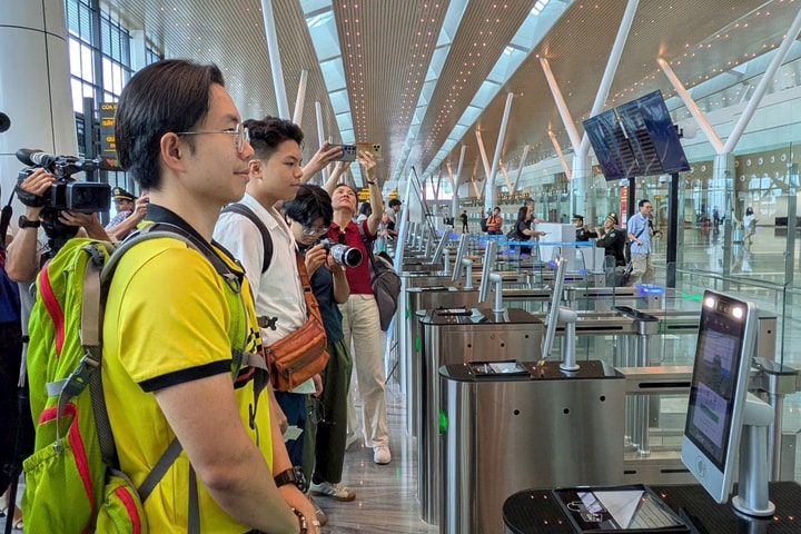Nhà ga T3 sân bay Tân Sơn Nhất áp dụng xác thực điện tử và nhận diện sinh trắc học