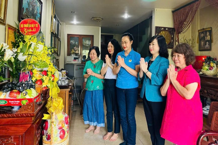 Bộ Y tế, Công đoàn Y tế Việt Nam tri ân gia đình liệt sĩ, bác sĩ Đặng Thùy Trâm