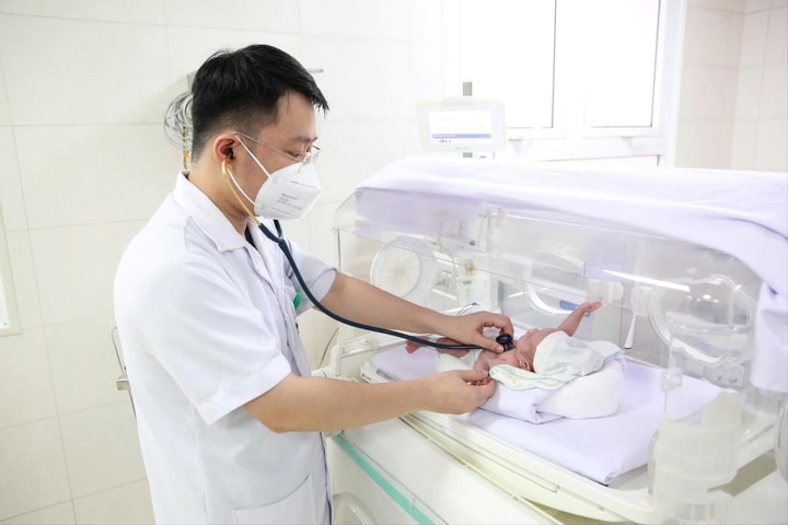 [Podcast] Tin tức ngày 27-7: Kỳ tích giành lại sự sống cho em bé sinh non chỉ nặng 550gr