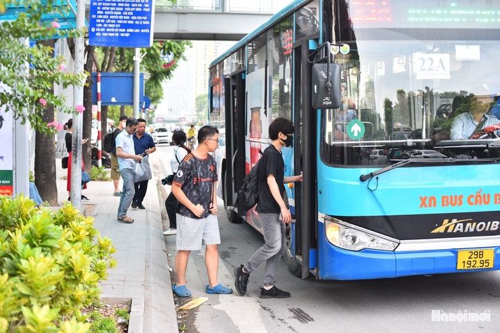Vận tải hành khách công cộng đã sẵn sàng cho giao thông xanh?
