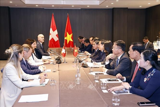 Chủ tịch Quốc hội: Đề nghị sớm đàm phán Hiệp định bảo hộ đầu tư Việt Nam - Thụy Sĩ