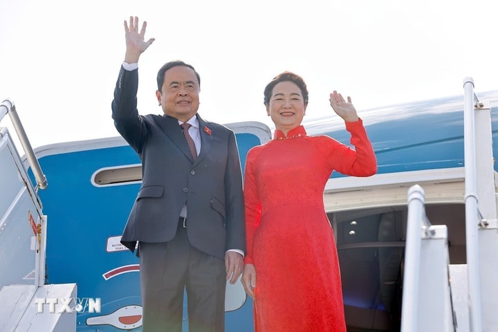 Chủ tịch Quốc hội Trần Thanh Mẫn kết thúc tốt đẹp chuyến công tác tại Thụy Sĩ