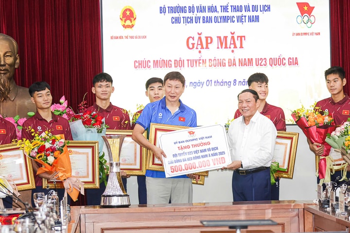 Bộ Văn hóa, Thể thao và Du lịch tổ chức gặp mặt và khen thưởng đội tuyển U23 Việt Nam