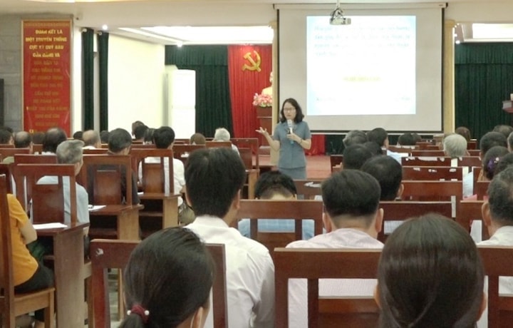 Hà Nội tuyển chọn, bổ nhiệm 217 hòa giải viên lao động