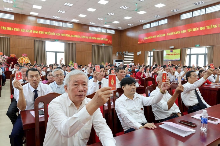 225 đại biểu dự Đại hội đại biểu Đảng bộ xã Tiến Thắng lần thứ I