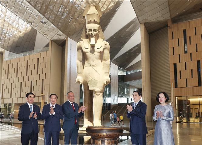 Chủ tịch nước Lương Cường và Phu nhân thăm Đại Bảo tàng Ai Cập