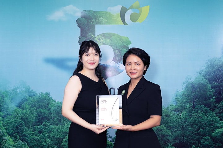 Home Credit được vinh danh Top 50 Doanh nghiệp phát triển bền vững tiêu biểu 2025